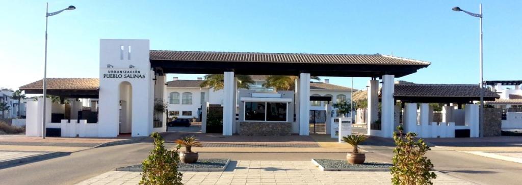 Apartamento Pueblo Salinas Бера Екстер'єр фото